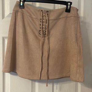 Tan suede mini skirt. Size Large